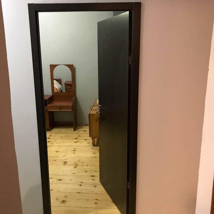 Guesthouse Am Museum メスティア エクステリア 写真
